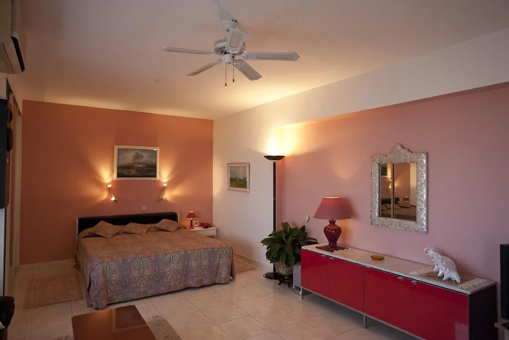 Marbella Del Este Hotel Spain