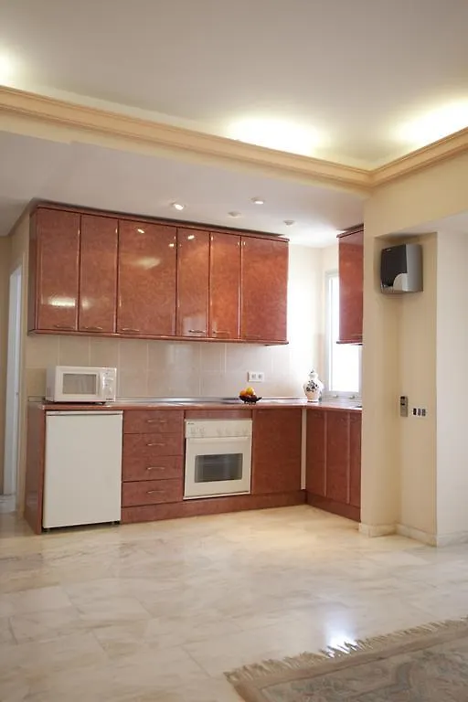 Marbella Del Este Hotel Apartment